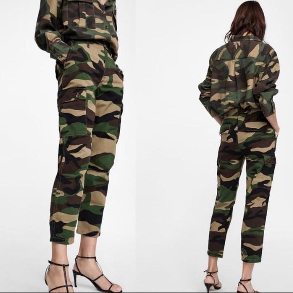 Zara Camo Cropped Pants - Picture 1 of 4